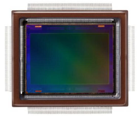 250-Megapixel-Sensor_von_Canon___heise_Foto 2
