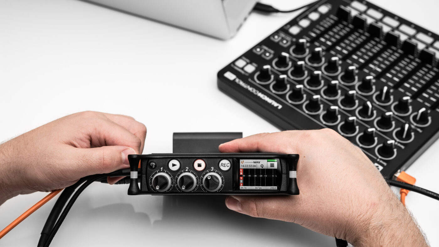 MixPre-3 II als Interface am Schreibtisch