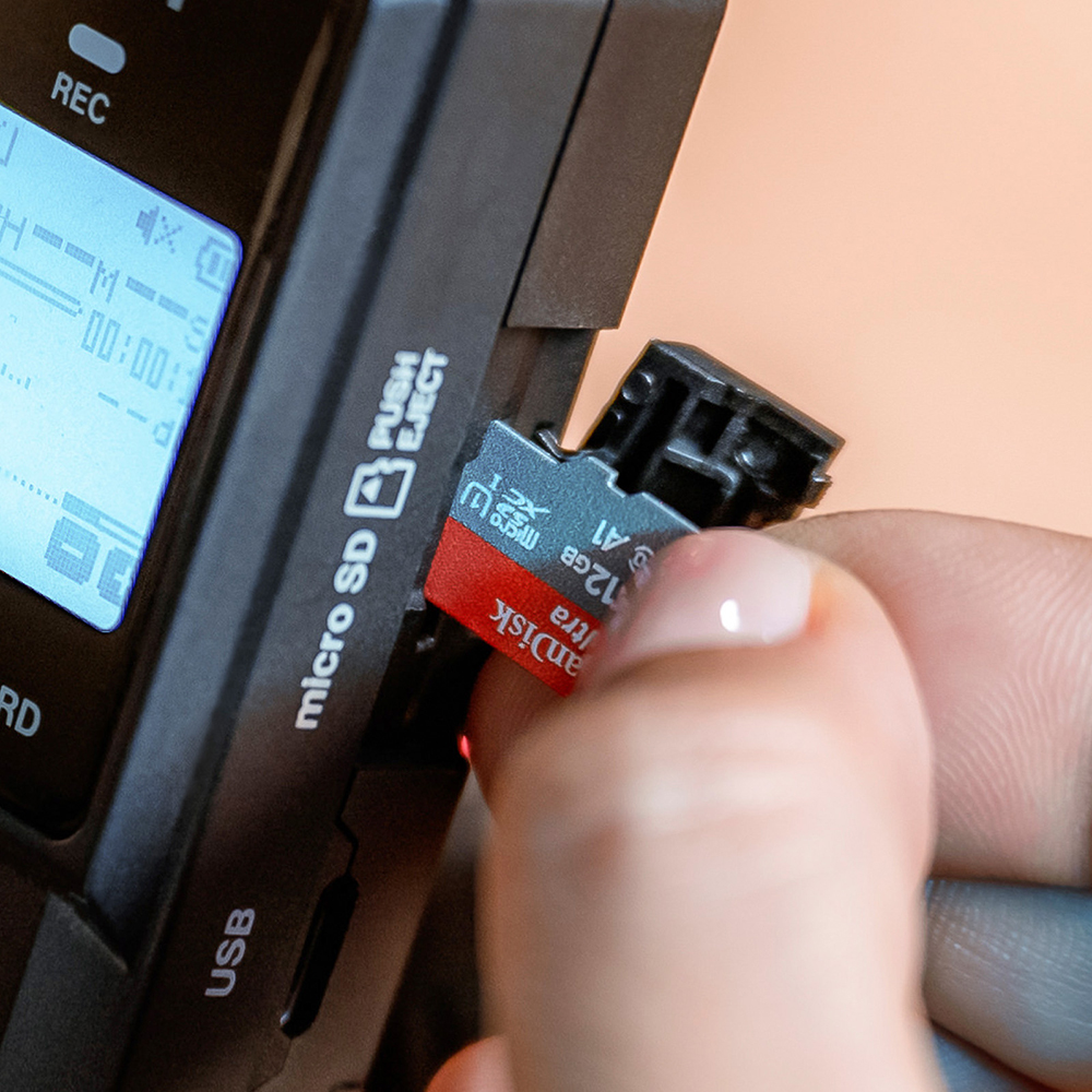 microSD-Karte im DR-05XP