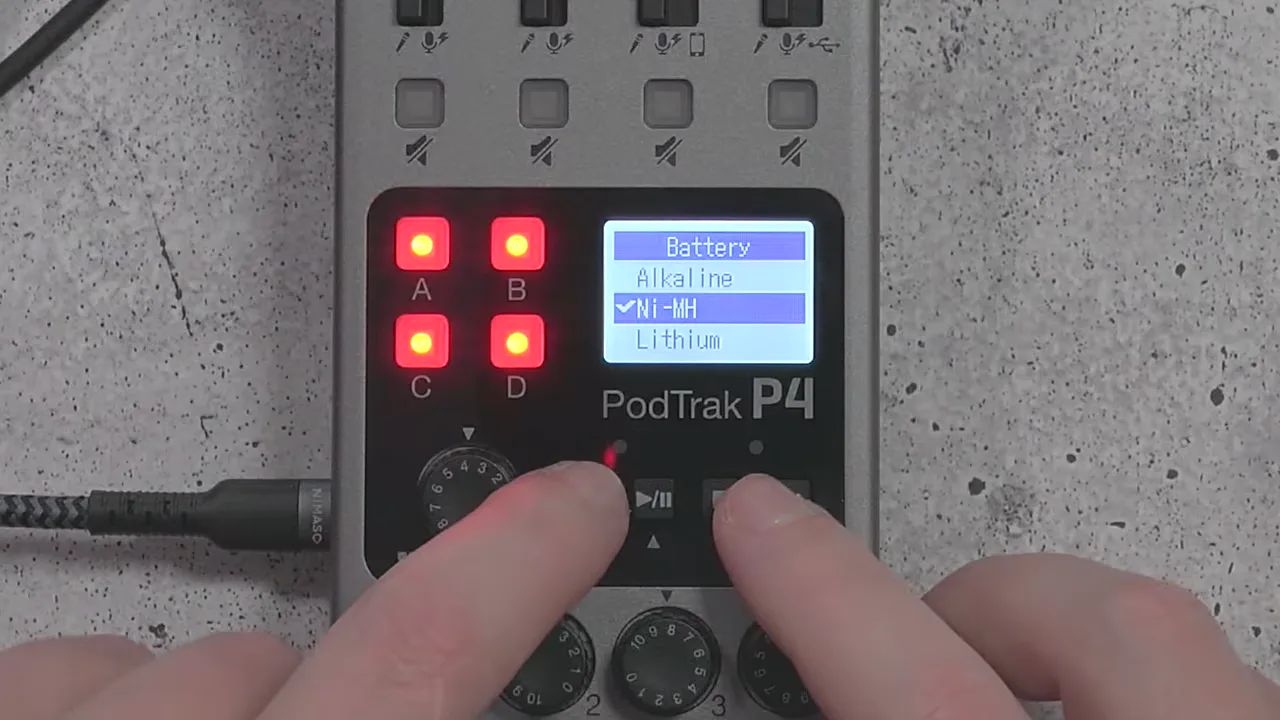 Tasten und Display des Zoom PodTrak P4